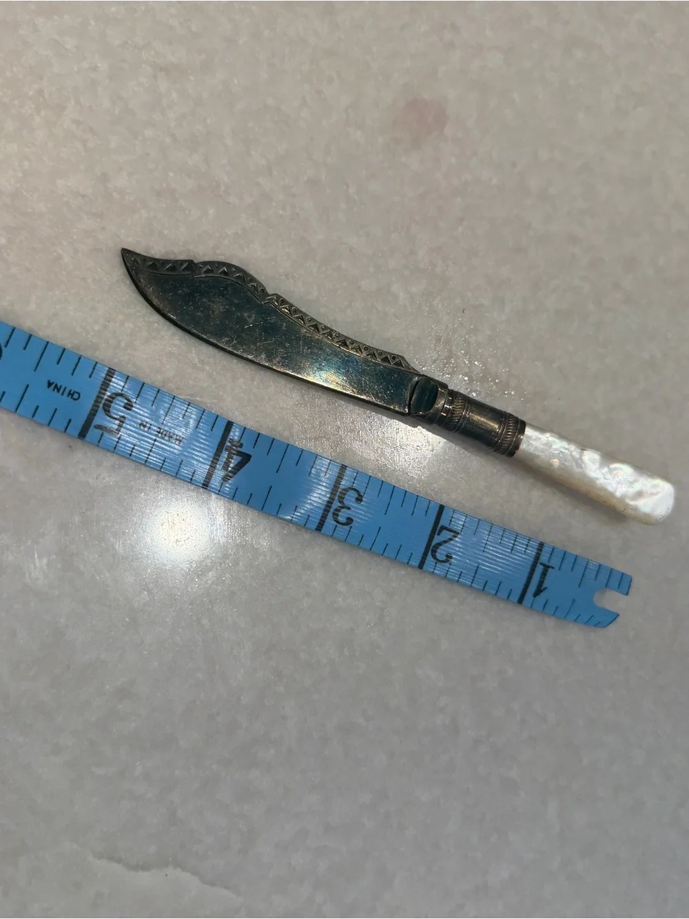 Vintage Mother-of-Pearl Handle silver plate Butter Knife